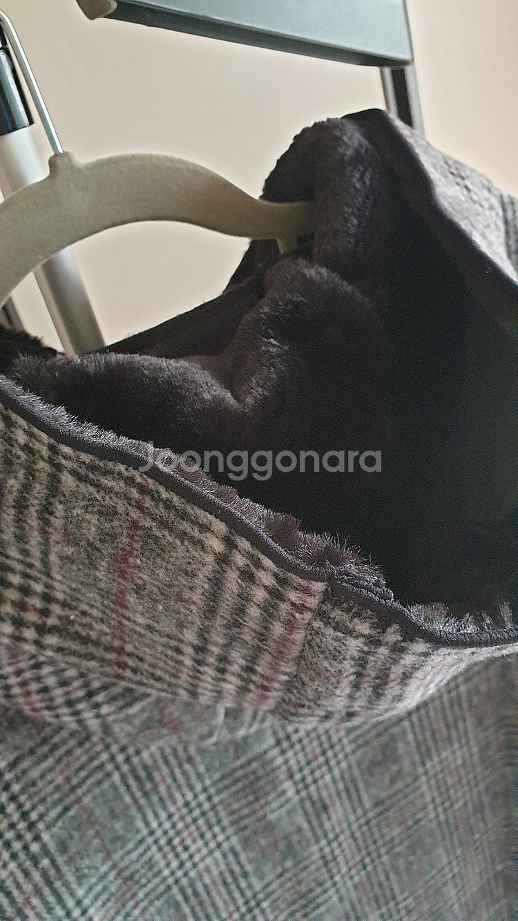 페이크퍼 후드코트--4