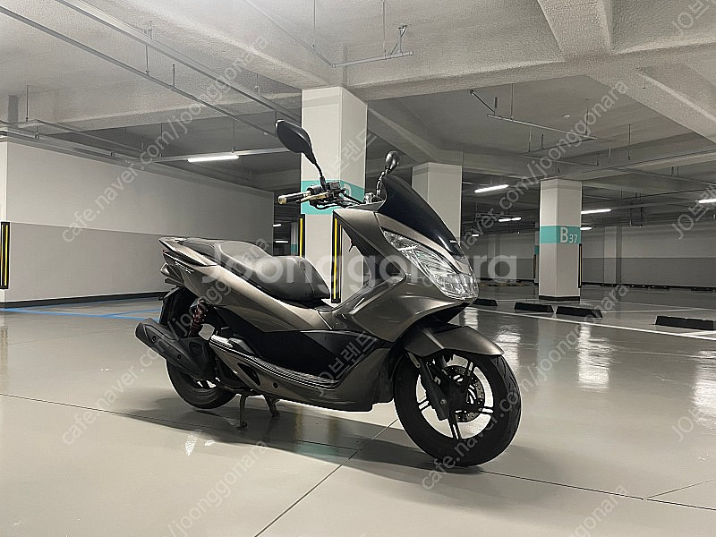 강동하남 pcx15년식 140만원에 판매해요--1