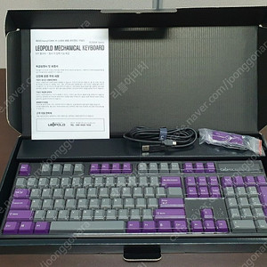 레오폴드 FC900R PD 적축 그레이퍼플 판매합니다