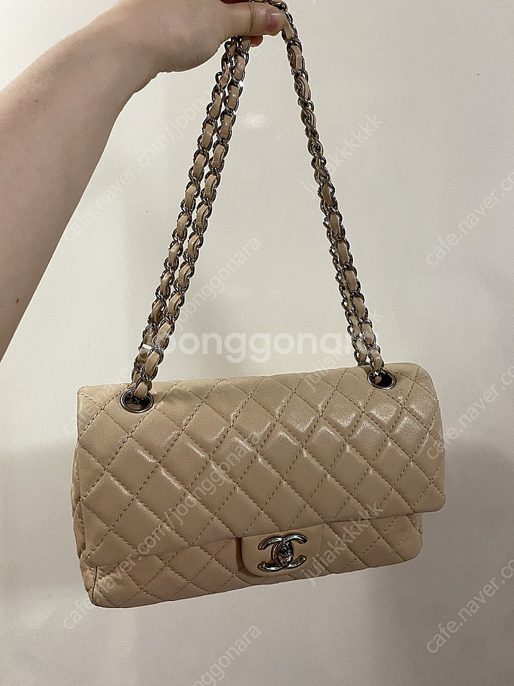 정품 샤넬 클래식 미듐 베이지--0