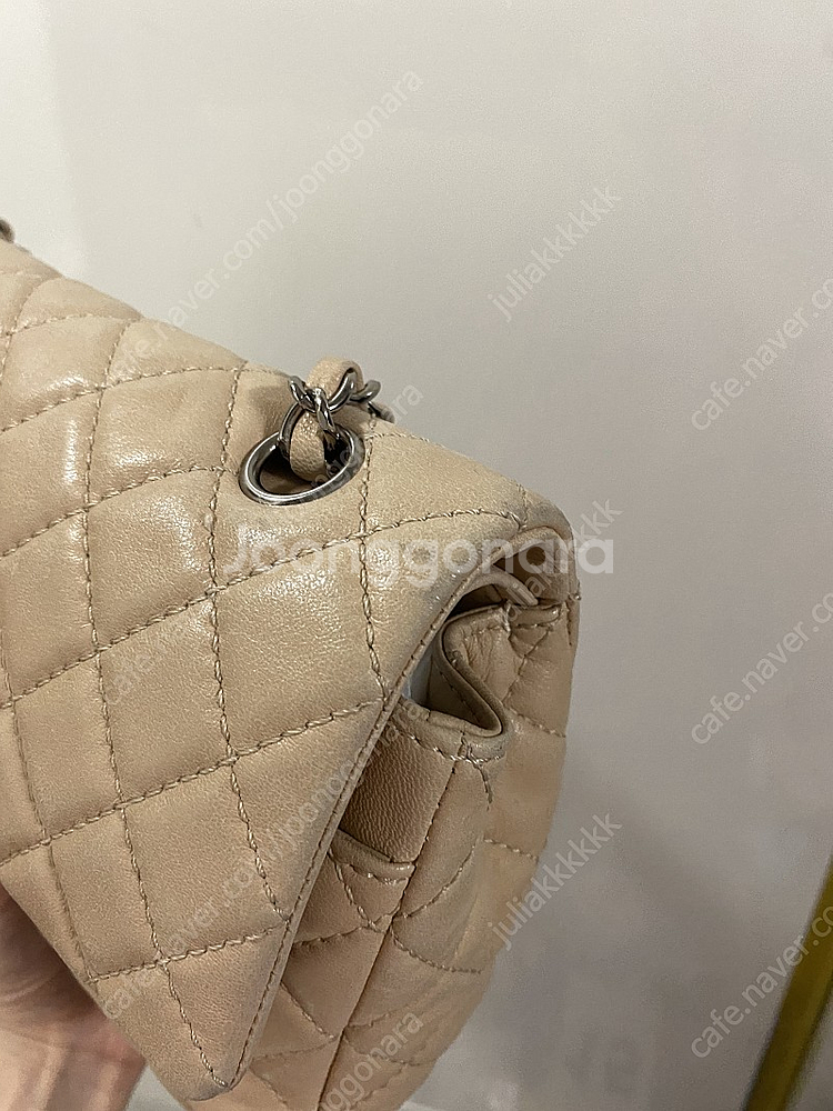 정품 샤넬 클래식 미듐 베이지--8