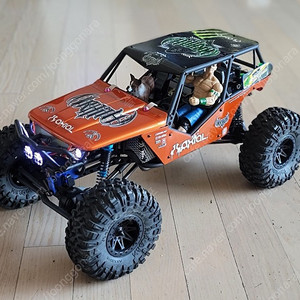 axial 락레이서 (rock racer)