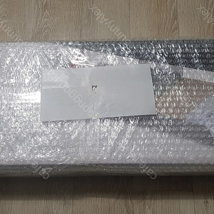 [모니터 받침대] 아이리버 EQWEAR-MN7 USB 화이트 택포 2.5만에 판매합니다