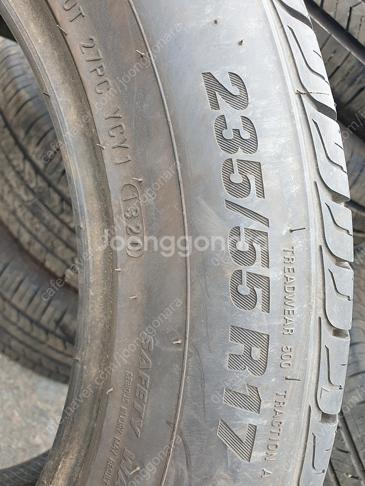 235 55 17 중고타이어--2