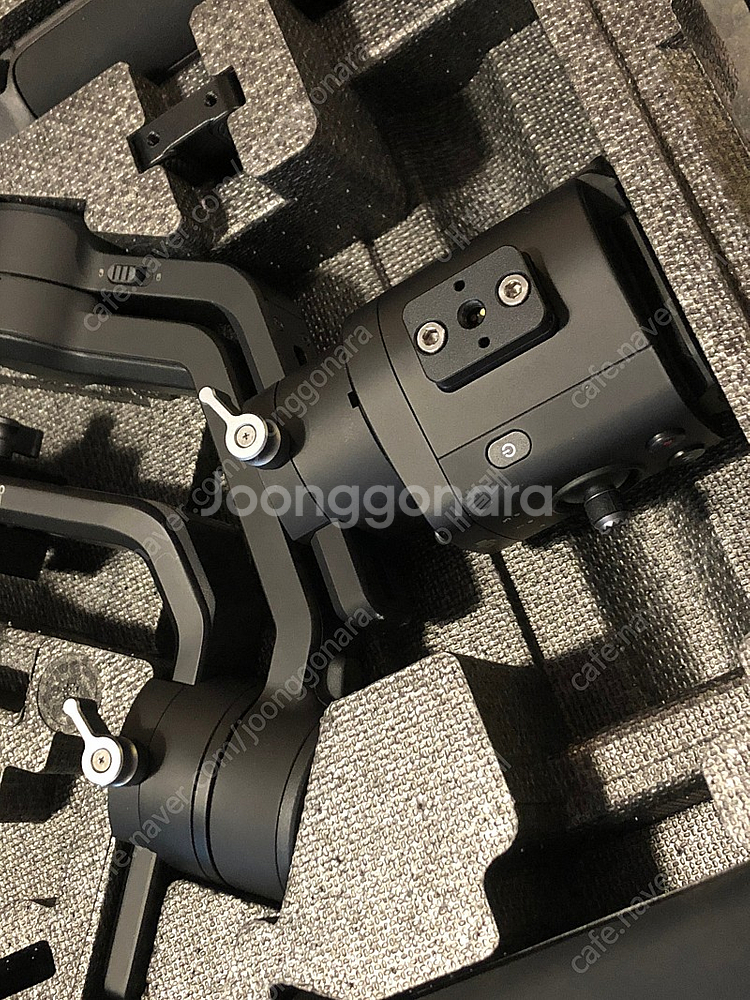 사용감 없는 DJI RONIN-SC 판매합니다--2