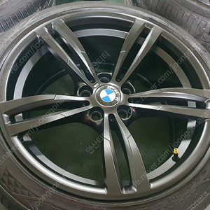 [판매] BMW m4 437m 블랙무광 19인치 휠타이어 판매합니다.