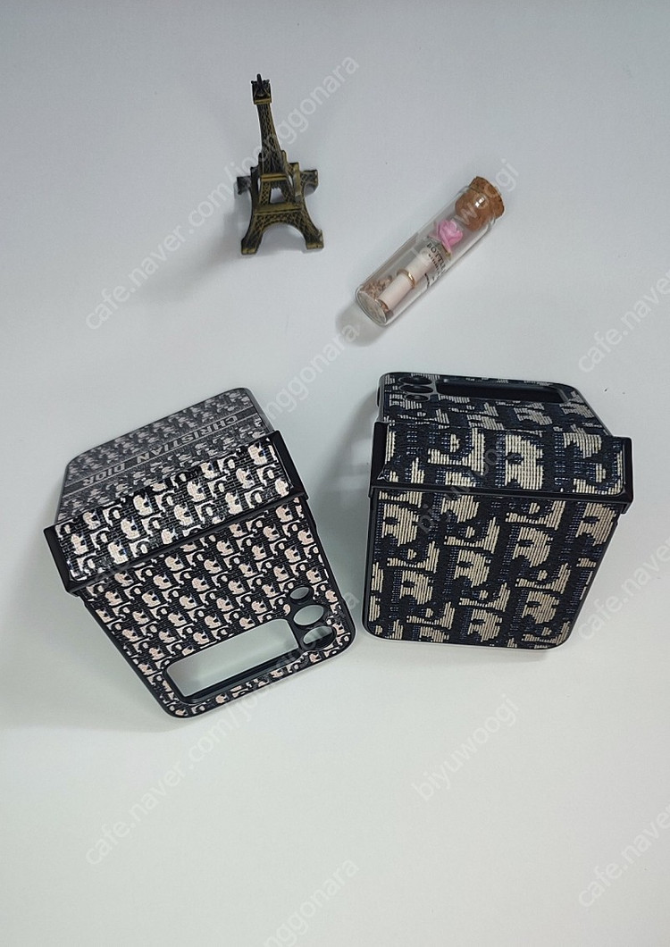 [주문제작]갤럭시Z플립3 지플립3 제트플립3 오블리크패턴 패브릭 사피아노 힌지보호 고급스러운 디올명품케이스--3