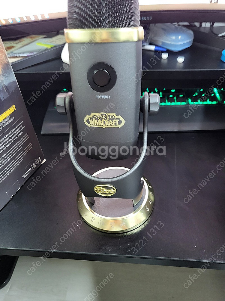 blue yeti x wow에디션 판매합니다.--2