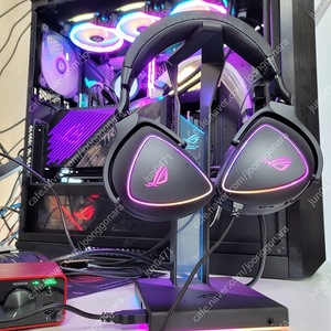 Rog Delta s 헤드셋 , Rog Throne 헤드셋 거치대