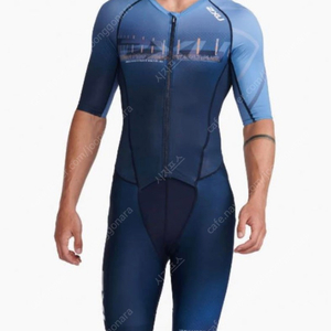 2XU 철인3종 슈트(Aero Sleeved Trisuit) 사이즈 s 새제품