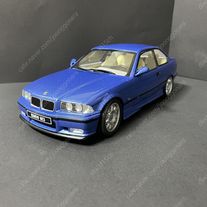 BMW 1:18 e36 M3 다이캐스트 솔리도