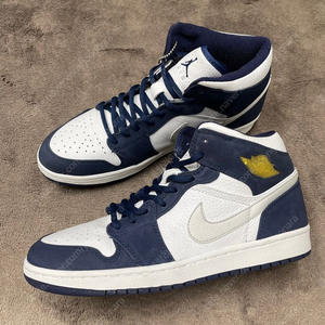 나이키 2001 올드 조던1 미드나잇 네이비 실버 코즙 285 새상품 Nike Jordan 1 Retro Navy (2001) 136065-101WHITE/METALLIC SILV