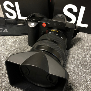 라이카 SL2-S 바디. 24-90 렌즈