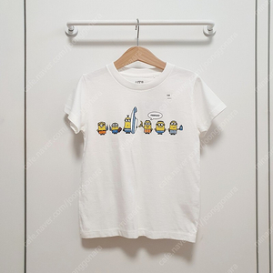 (새상품)(110사이즈) 유니끌로 미니언즈 티셔츠