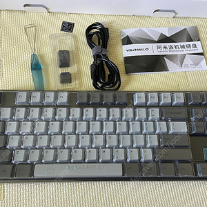 VARMILO 바밀로 VA87M 다크믹스 RE PBT 염료승화 영문 갈축 풀박 키보드 팝니다.