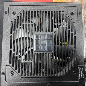 [판매] 마이크로닉스 클래식2 700w 80plus 파워 저렴하게 팝니다. 무상 많이 남았어요