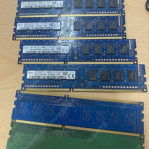 ddr3 4기가 하이닉스 5개 ddr3 1기가 1개