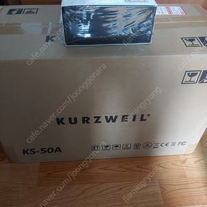 5인치 모니터 스피커 Kurzweil KS-50A 및 헤드폰 Muztek PSH99 팝니다. (미개봉)