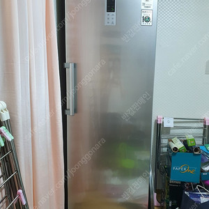 314리터. 가정 및 업소에서 쓸수있는 냉동고