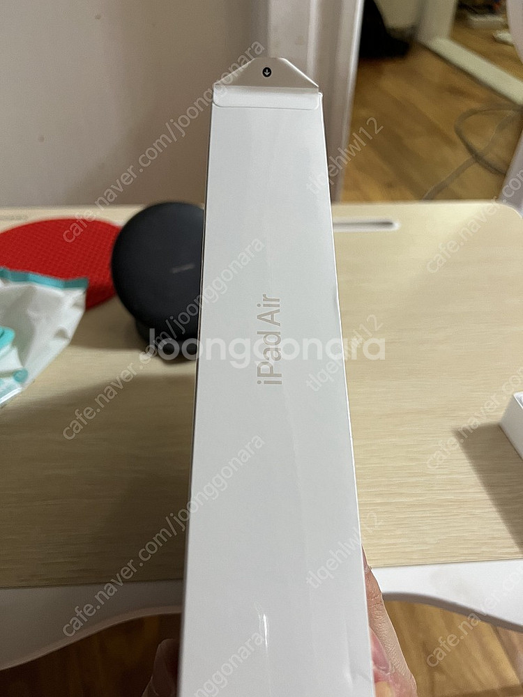 아이패드 에어 5세대 스타라이트 미개봉 팝니당--1