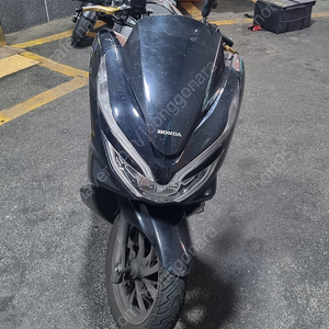 부산 pcx 20년식 급처합니다