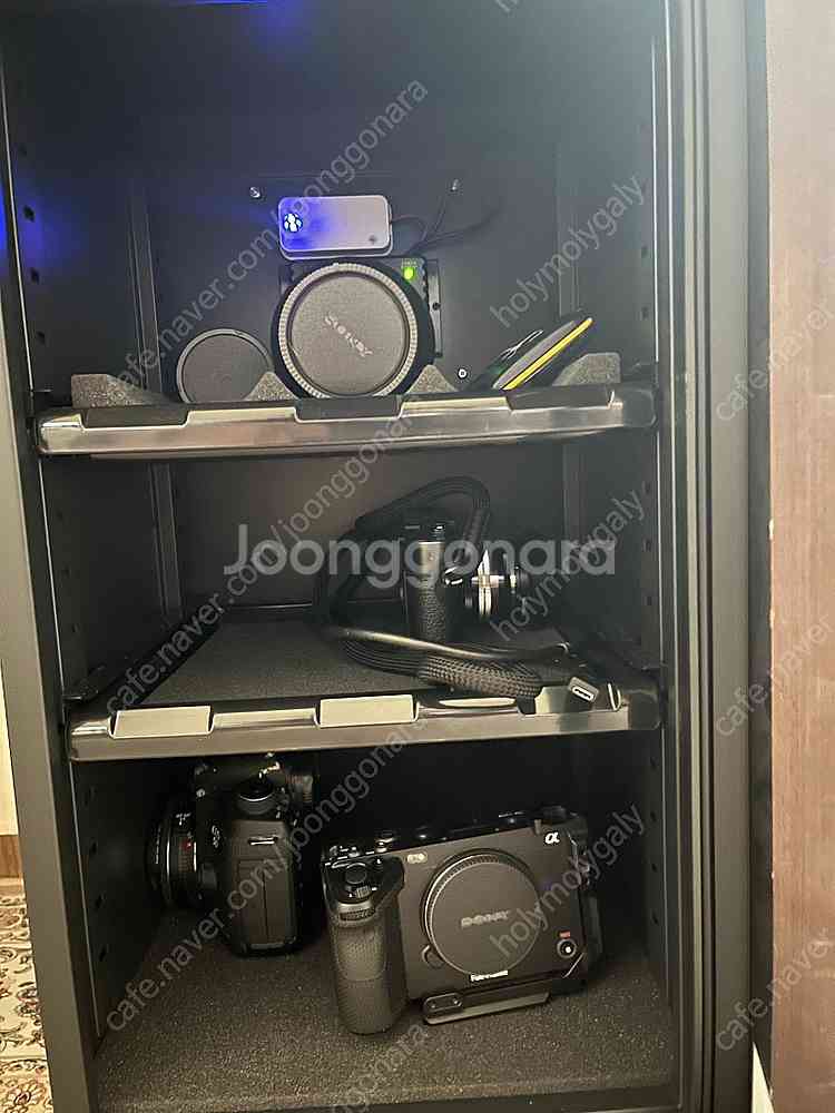 fx3, 2470gm, 케이지, 배터리 판매합니다--0