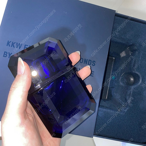 킴카다시안 향수 kkw fragrance