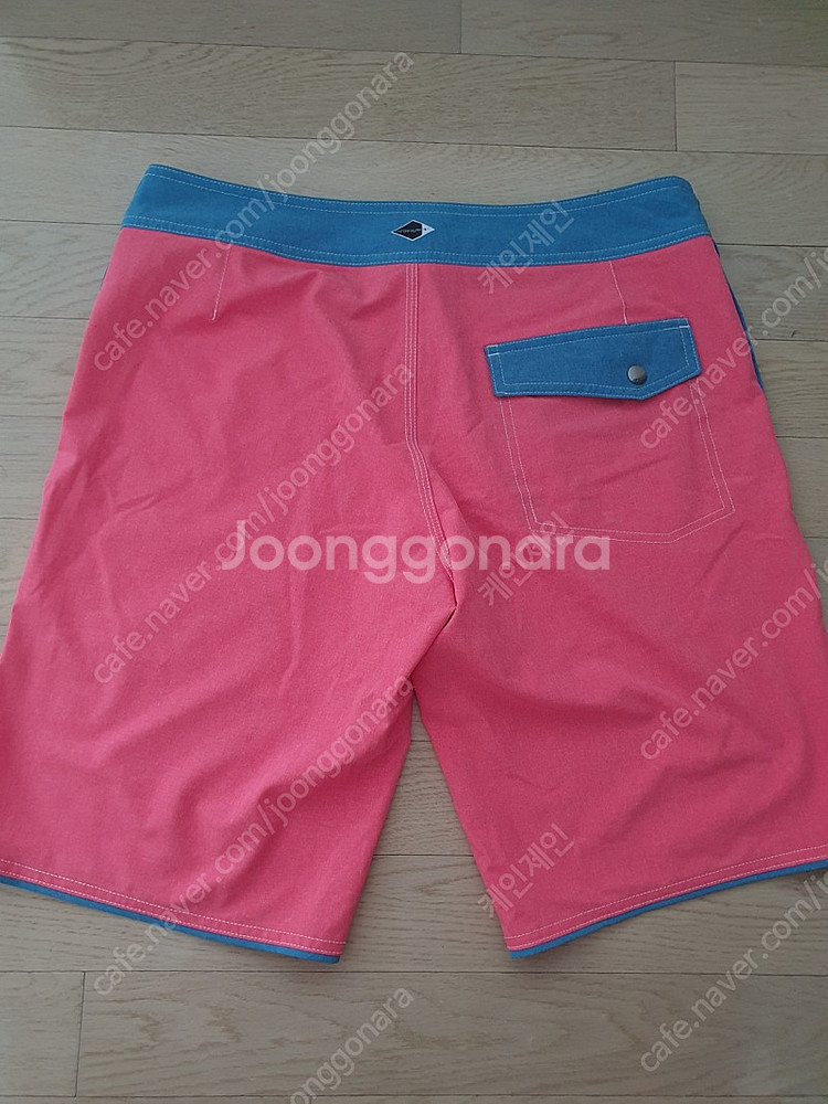 오닐 서핑 팬츠 보드숏 비치웨어 수영복 반바지--1