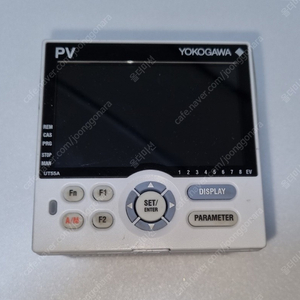 YOKOGAWA UT55A CONTROLLER 온도 컨트롤러 UT55A-210-10-00 (거의새것)