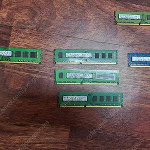 DDR3 12800u 삼성램8기가1개, 삼성램4기가3개, 하이닉스램4기가1개, 삼성램2기가1개 합계 5만 (택비3000원 별도) 컴퓨터 램