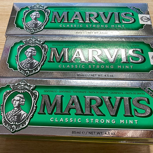 (재가격인하) 마비스(marvis)치약 85ml (클래식스트롱민트) 싸게 팝니다