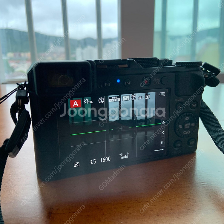 [최종가격인하]LX100M2(박스포함) + 배터리 5개...--2