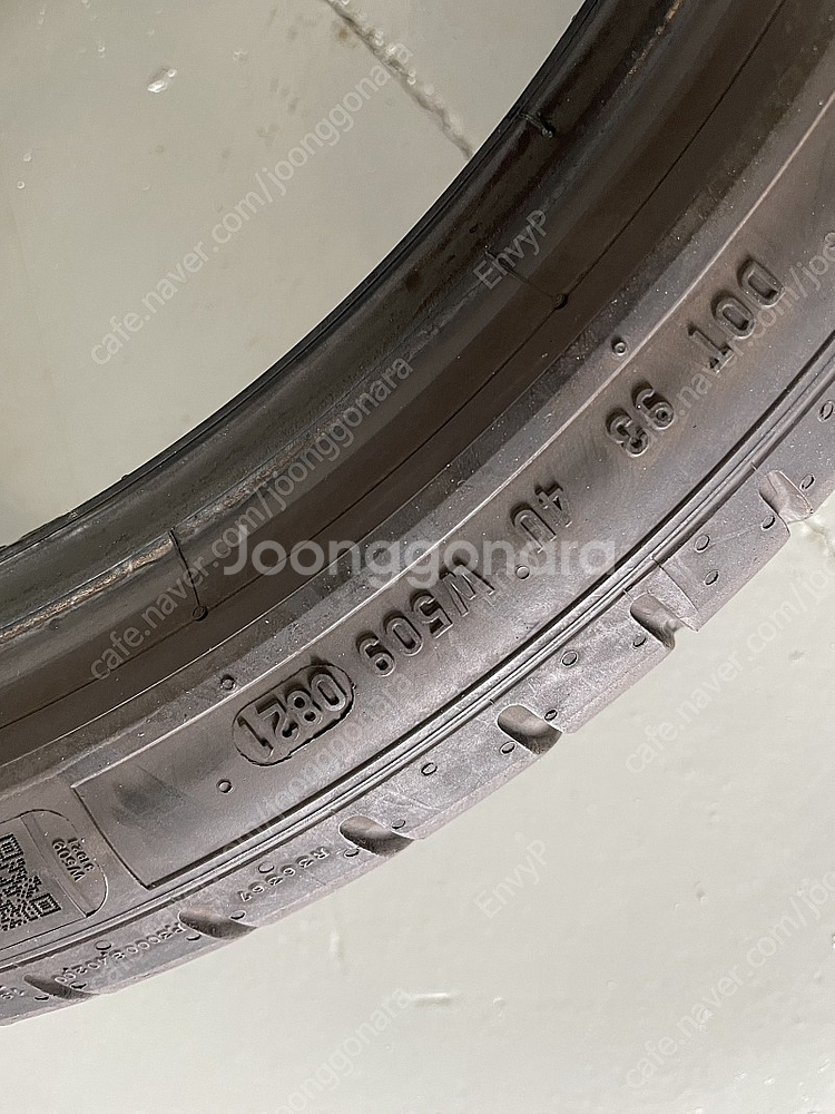 피렐리 피제로 런플랫 225 40 19--4