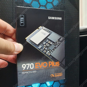 미개봉 삼성 SSD 1TB 970 EVO PLUS NVMe M.2 2280 팝니다. ​