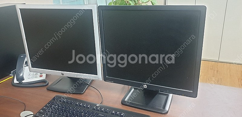 HP 데스크탑 모니터 판매합니다--3