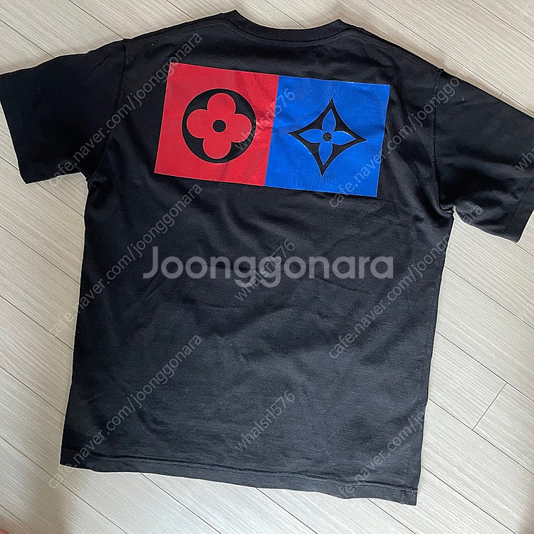 루이비통 피아노반팔티 XL 정품--1