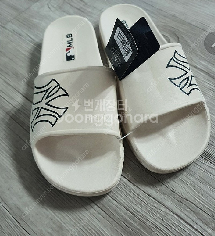 새상품)mlb슬리퍼280--0