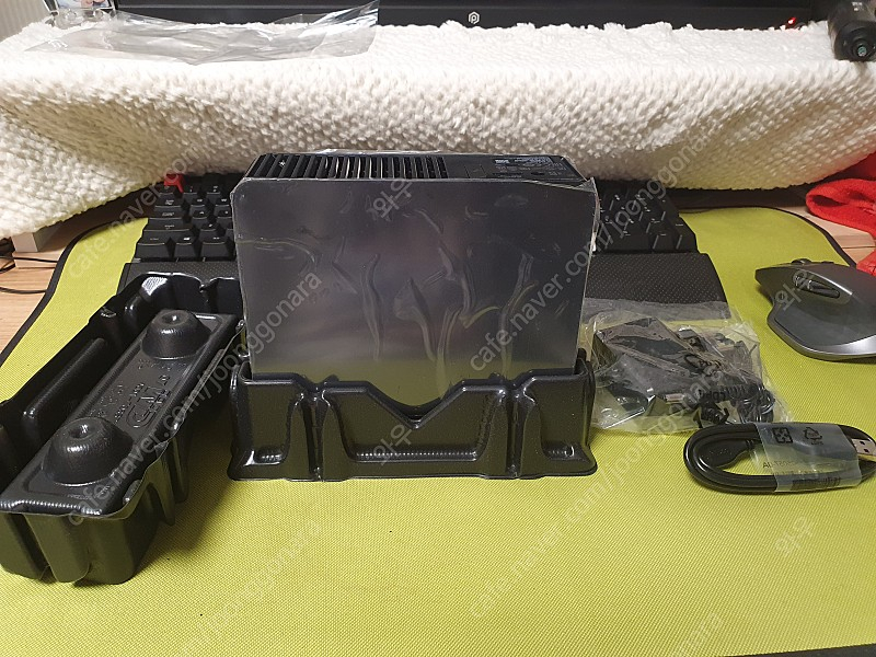 WD Elements 외장하드 케이스 + 2TB Red HDD 팔아요.--4