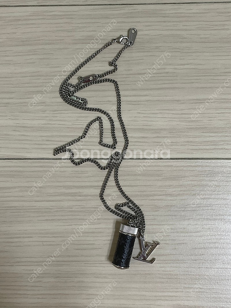 루이비통 목걸이판매합니다~~--3