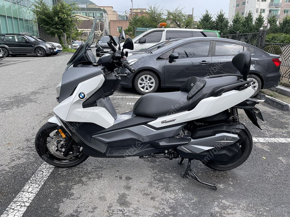 bmw c400gt 22년식 화이트 판매합니다 이미지