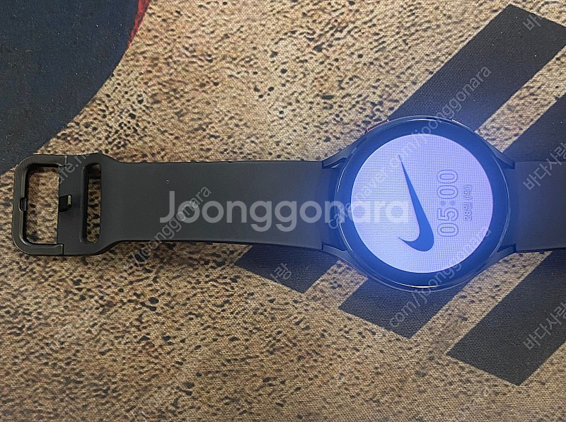 삼성 갤럭시 워치4 (44mm) 팝니다--5
