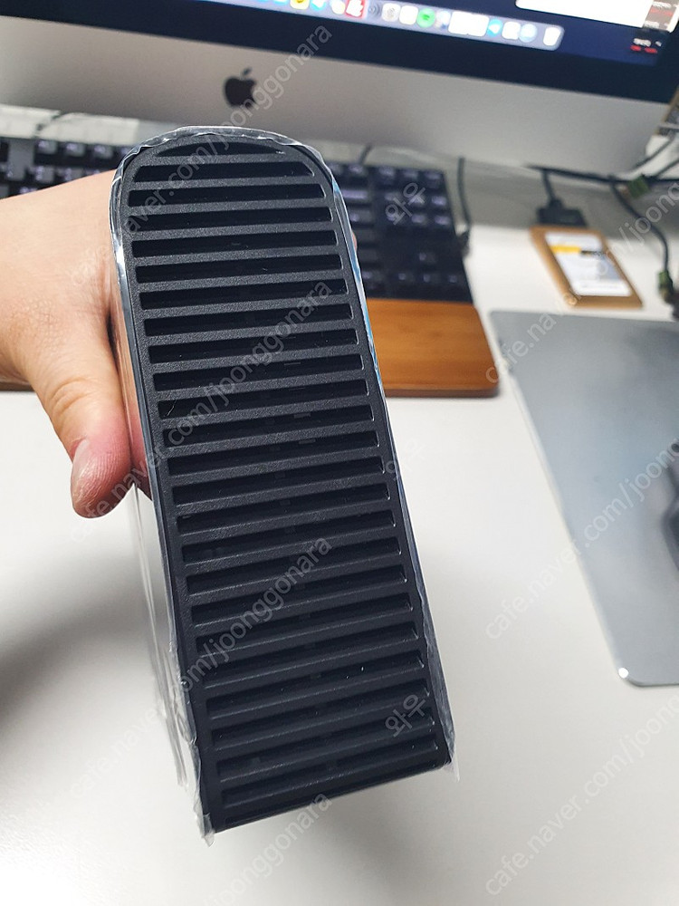 WD Elements 외장하드 케이스 + 4TB HDD 팔아요.--4