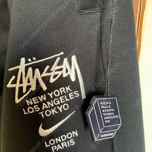 나이키 스투시 Nike x Stussy NRG ZR Fleece Black - US/EU 상의 100 /하의 s32 사이즈 새상품