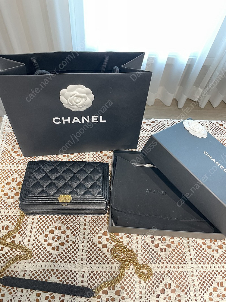 샤넬 보이woc 캐비어 금장--1