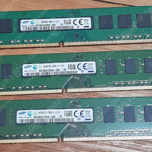 메모리 DDR3 PC3-12800 삼성4g - 1만원 / 8g - 2.5만원