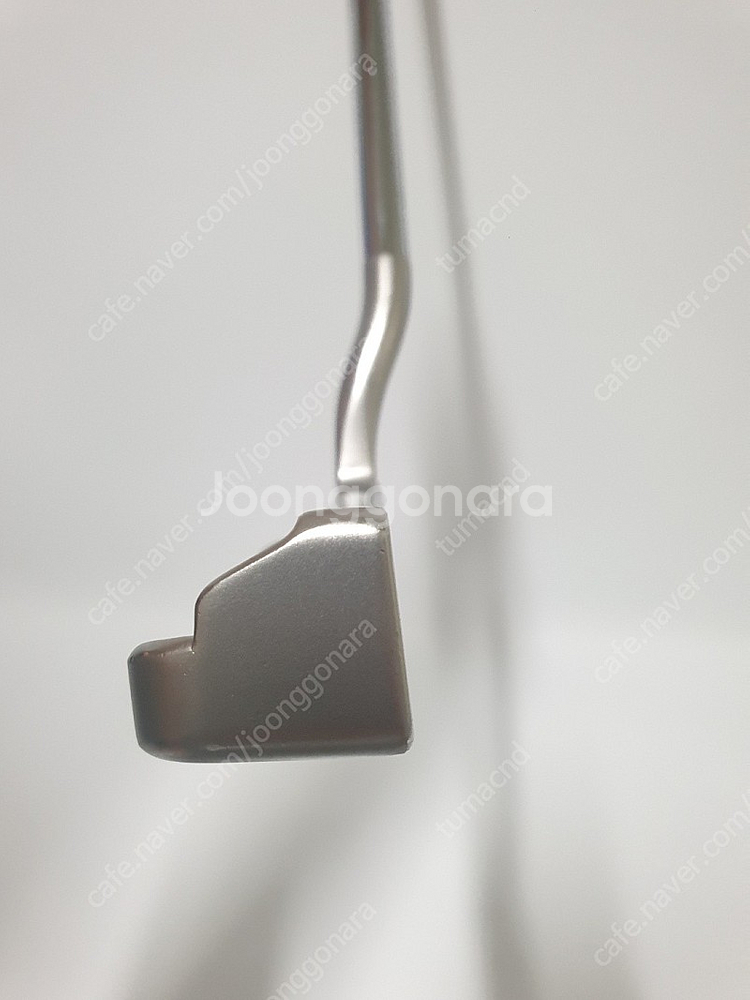 툴롱 롱아일랜드 퍼터 33인치 판매합니다.--3