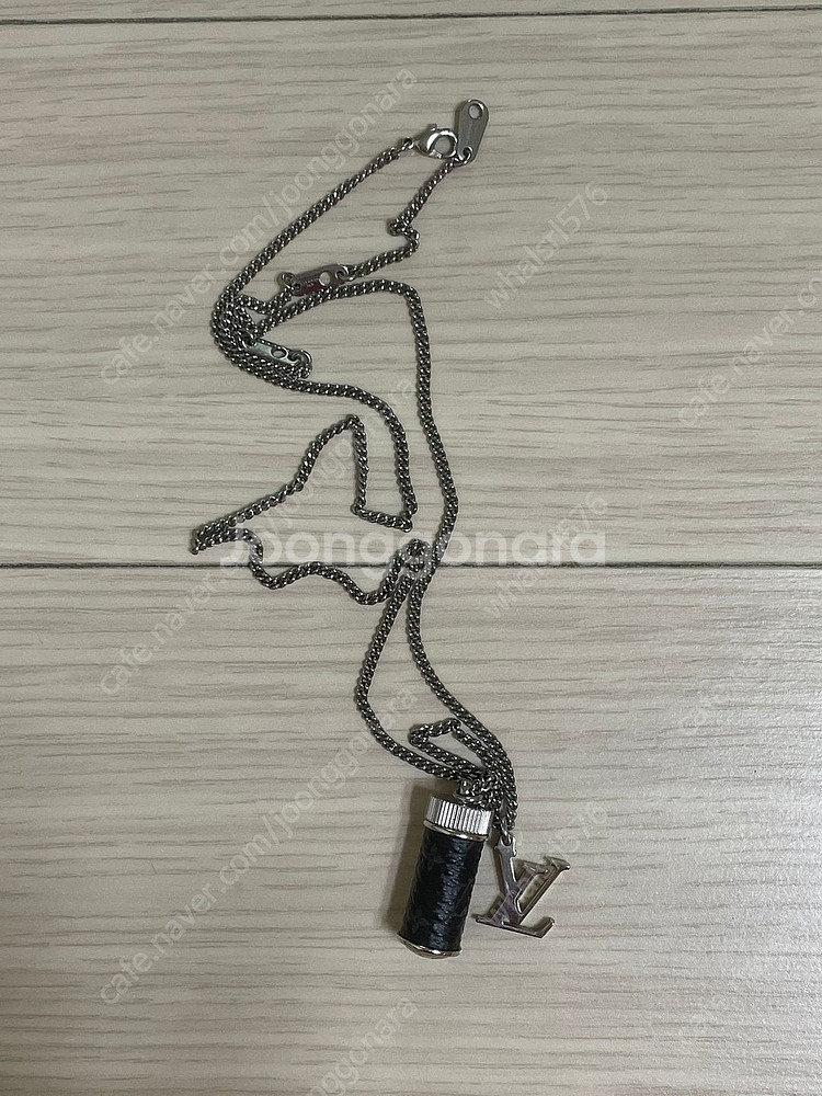 루이비통 참스 목걸이판매합니다--4