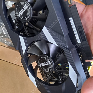 asus gtx1650 거의새것