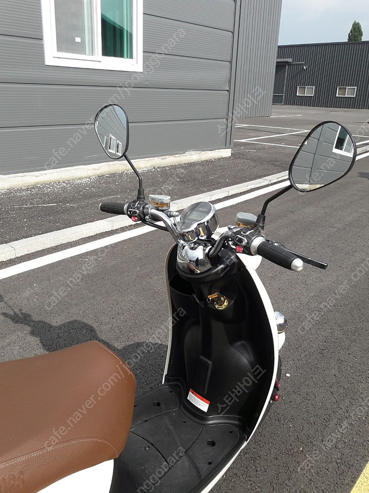 보노 전기스쿠터 오토바이 이미지