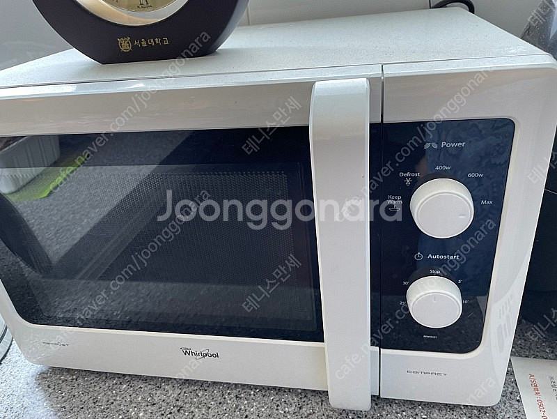 이케아 식탁+이케아 의자4개+콕스타에어프라이어+전자레인...--7